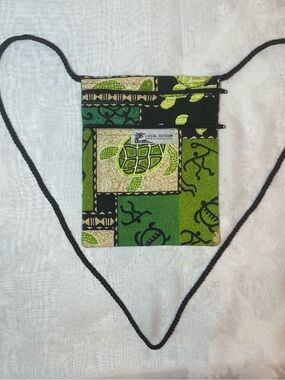 Local Design Hawaii Sea Turtle Crossbody Bag